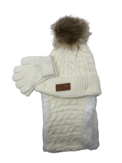 Knit hat glove snood set